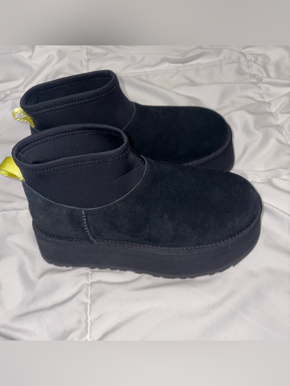 New! UGG Classic Mini Dipper Boots Size 7 Black Suede - Picture 3 of 11
